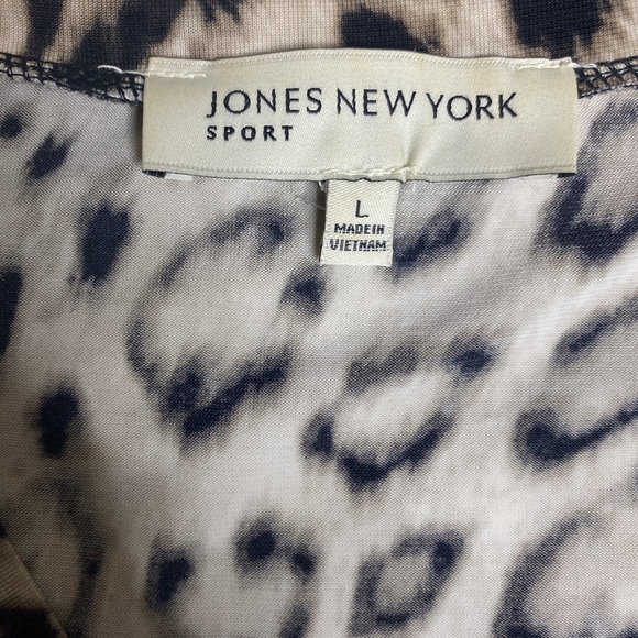 Jones New York Animal Print 3/4 Sleeve Shirt Large 💚 SALE - Picture 3 of 8